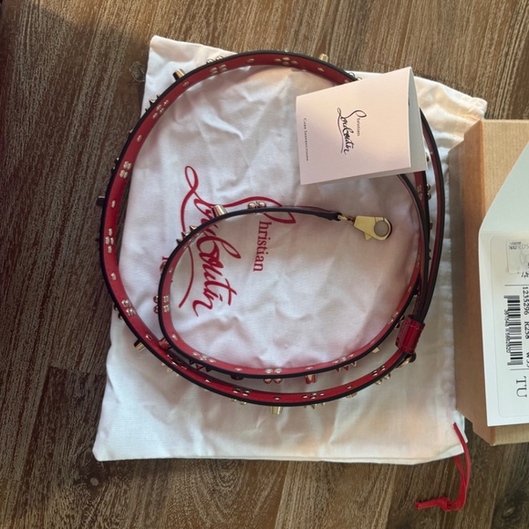 Louboutin PATENT LEATHER DOG LEASH, SIZE M, red/gold length 47". - Picture 2 of 7